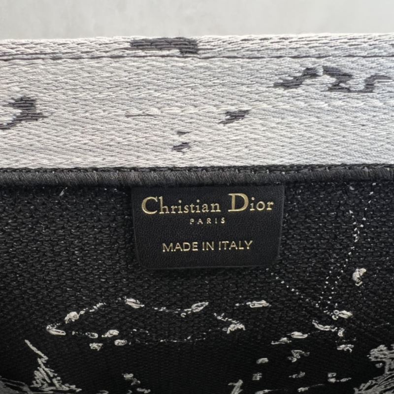 chr1st1an D10r shopping bags
